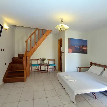 Dolphins Maisonette Tatil Evi