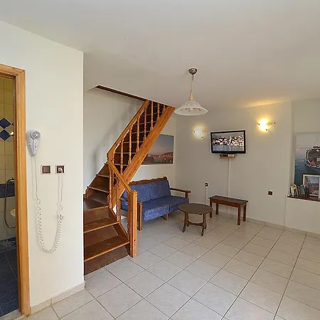 Dolphins Maisonette